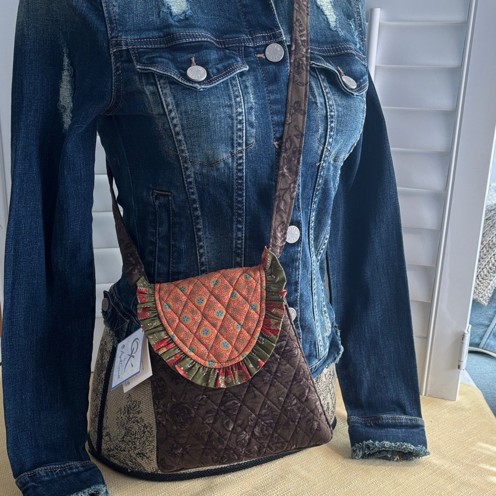 April Cornell Quilted Crossbody Bag with Orange Floral Flap NWT